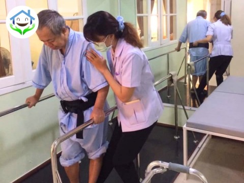 ศูนย์ดูแลผู้ป่วยพักฟื้น